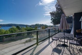 Photo 2: 556 SEAVIEW Road in Gibsons: Gibsons & Area House for sale (Sunshine Coast)  : MLS®# R2826207