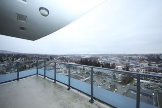Photo 11: 2503 2225 HOLDOM Avenue in Burnaby: Central BN Condo for sale in "LEGACY TOWER 1" (Burnaby North)  : MLS®# R2131531