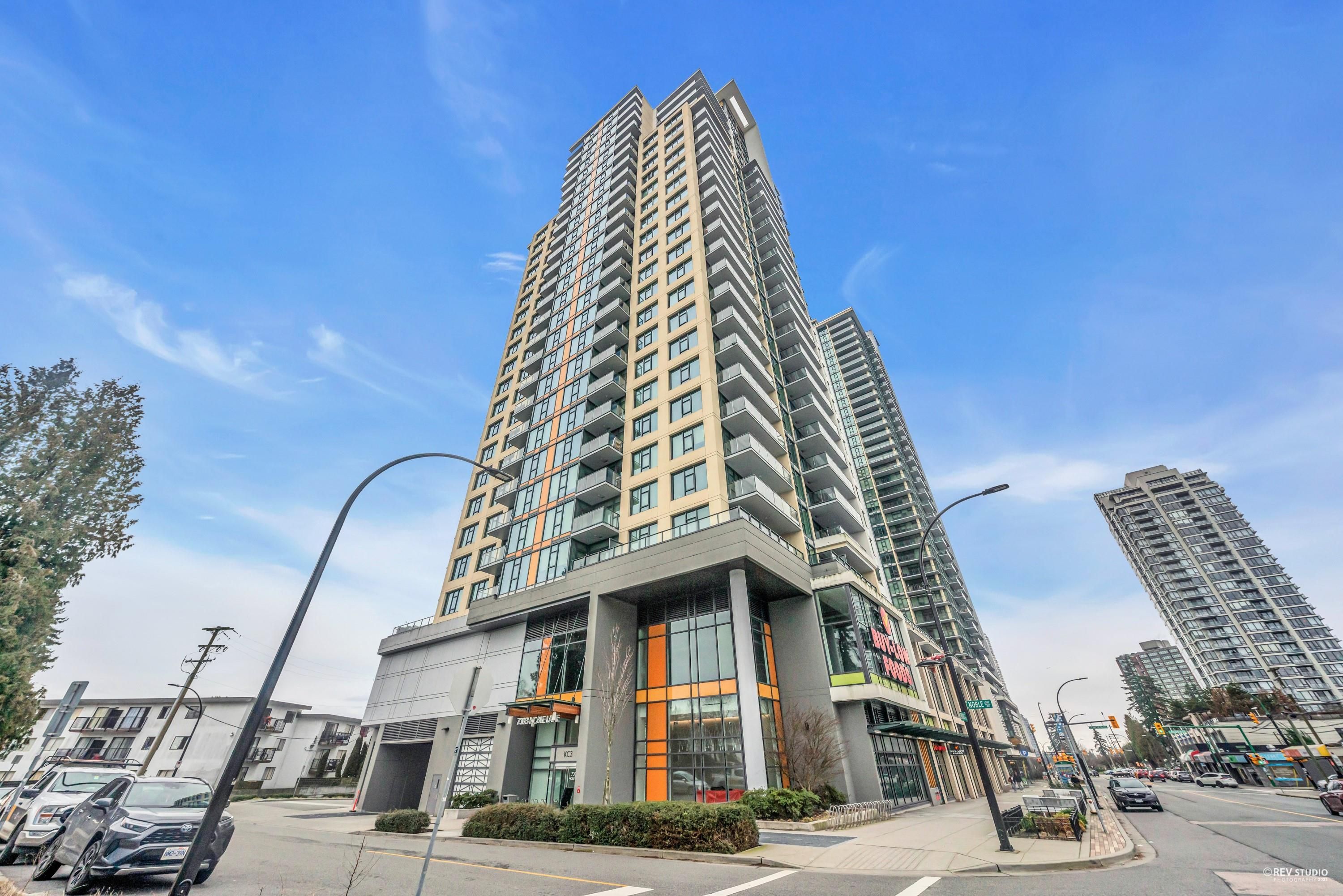 Main Photo: 810 7303 NOBLE Lane in Burnaby: Edmonds BE Condo for sale (Burnaby East)  : MLS®# R2766985