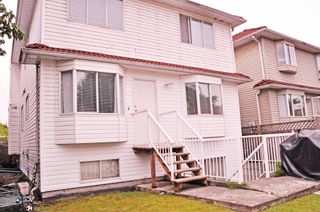 Photo 17: 2479 CHARLES Street in Vancouver East: Renfrew VE Home for sale ()  : MLS®# V968235