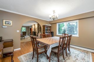 Photo 8: 8838 MACKIE Street in Langley: Fort Langley House for sale : MLS®# R2724607