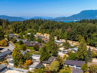 Photo 35: 4862 QUEENSLAND Road in Vancouver: University VW House for sale (Vancouver West)  : MLS®# R2818763
