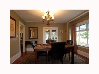 Photo 3: 736 10TH Street in New Westminster: Moody Park House for sale : MLS®# V791666