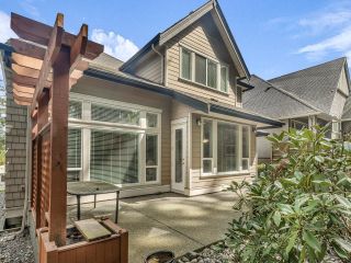 Photo 2: 16288 27A Avenue in Surrey: Morgan Creek House for sale (South Surrey White Rock)  : MLS®# R2881751