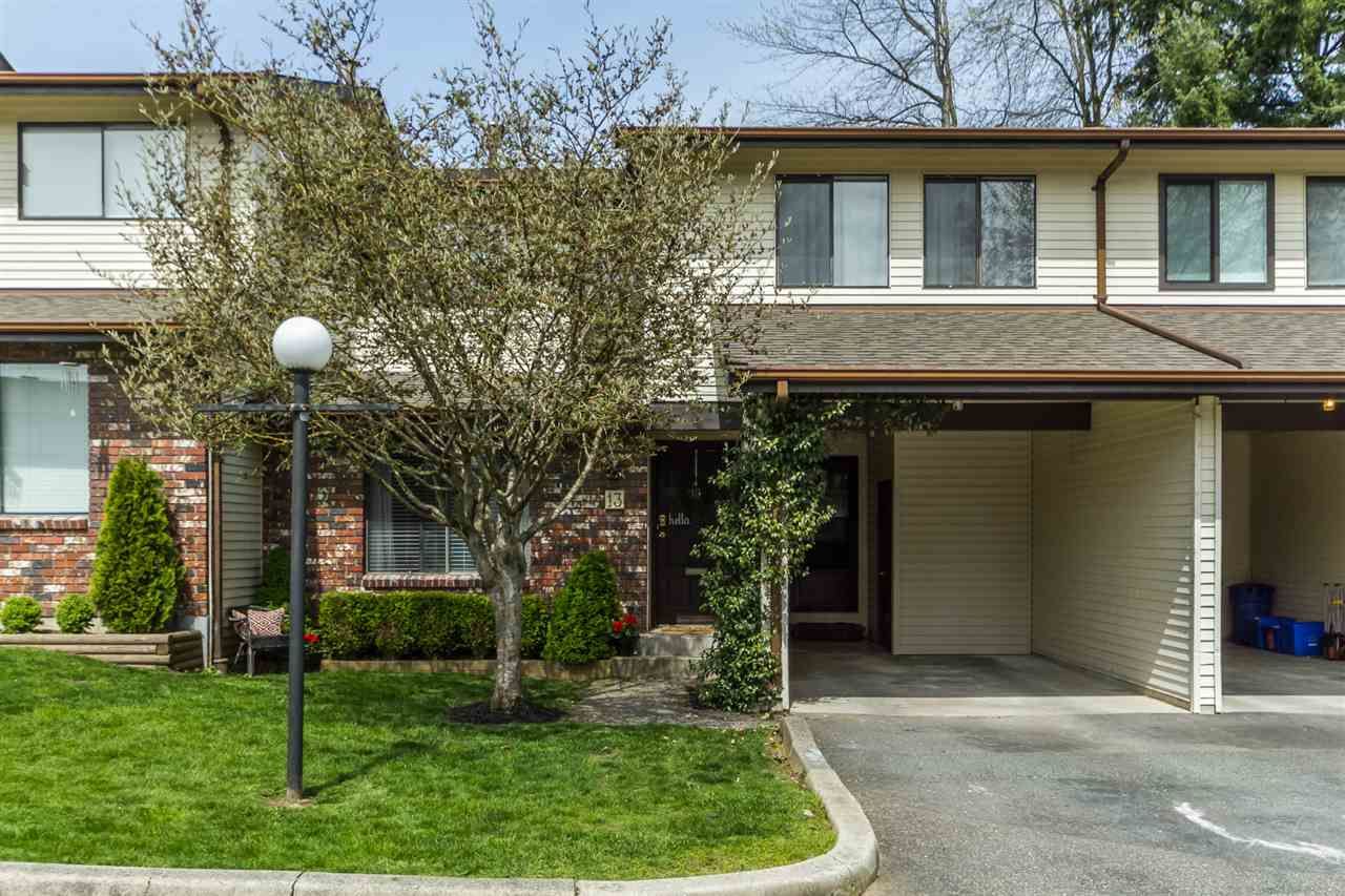 Main Photo: 13 33951 MARSHALL Road in Abbotsford: Central Abbotsford Townhouse for sale in "Arrow Wood" : MLS®# R2162342