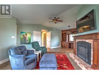 Photo 17: 1829 Pleasant Valley Road in Armstrong: House for sale : MLS®# 10309822