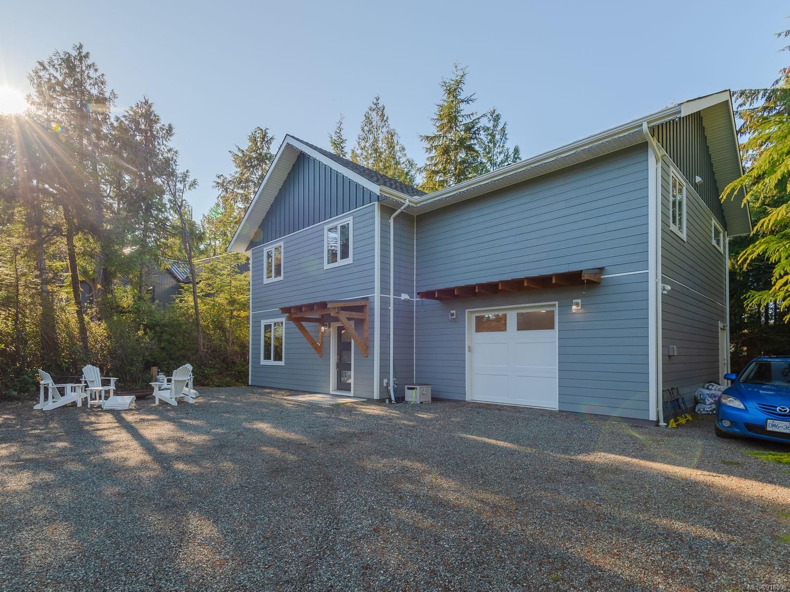 Main Photo: 790 Rainforest Dr in Ucluelet: PA Ucluelet House for sale (Port Alberni)  : MLS®# 918898