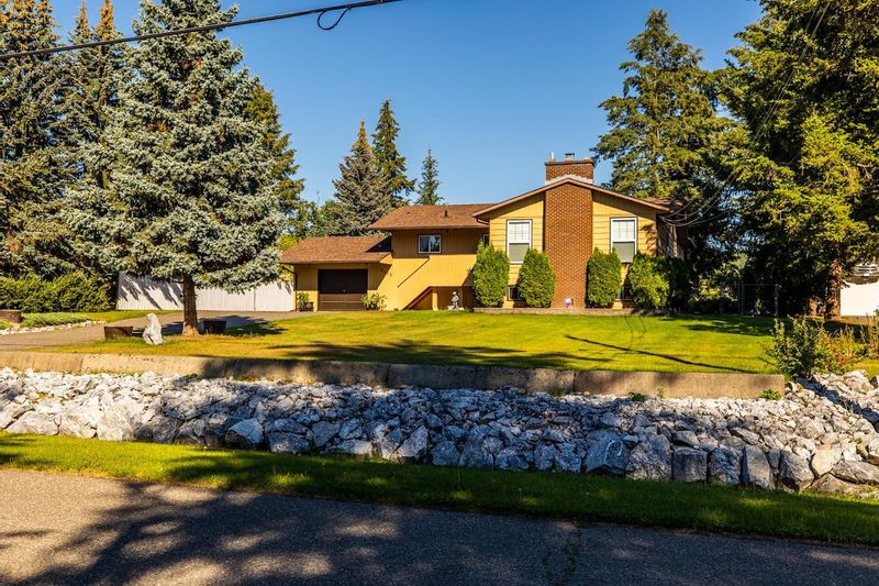 FEATURED LISTING: 3582 ROSIA Road Prince George