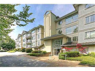 Photo 1: 304 8120 BENNETT Road in Richmond: Brighouse South Condo for sale : MLS®# R2191205