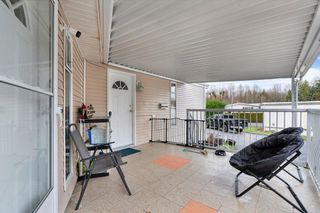 Photo 6: 28 8220 KING GEORGE Boulevard in Surrey: West Newton Manufactured Home for sale : MLS®# R2882160