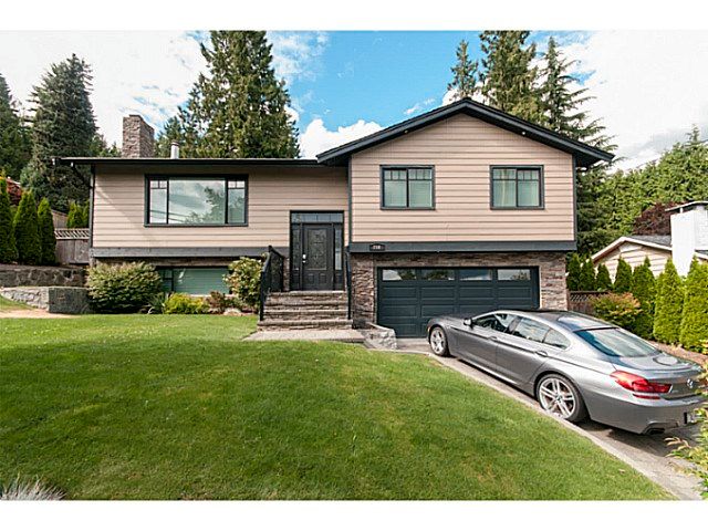 Main Photo: 716 E 29TH Street in North Vancouver: Princess Park House for sale : MLS®# V1136834