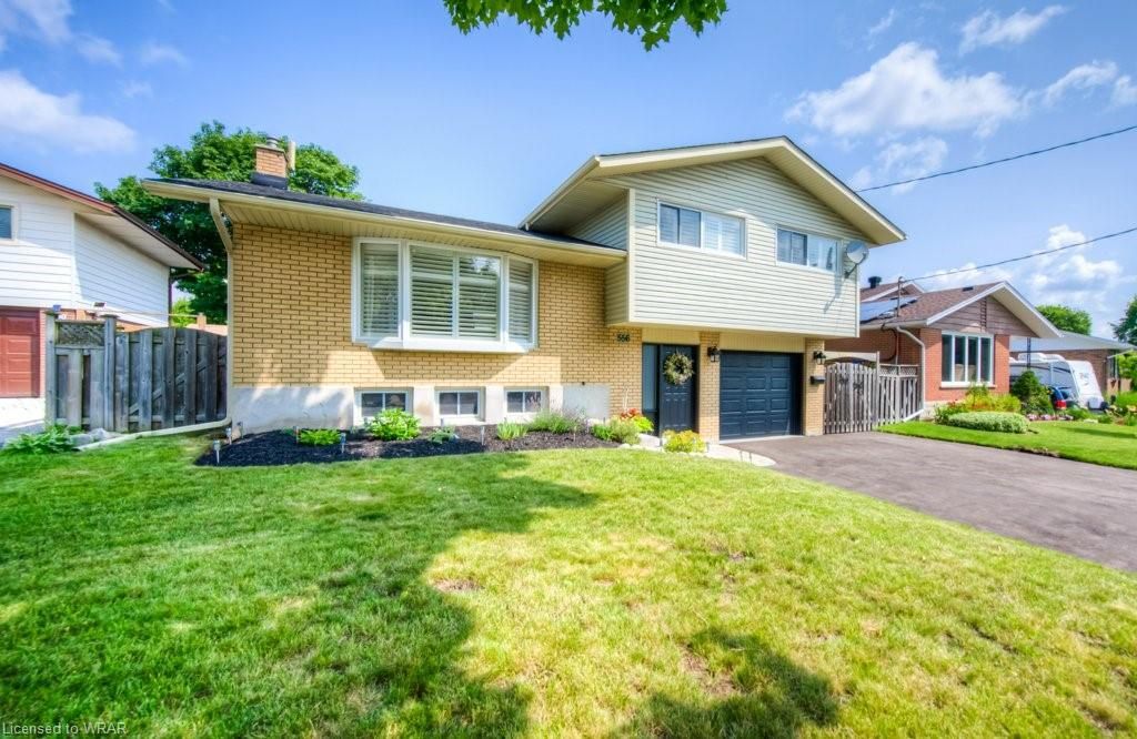 Main Photo: 556 Greenbrook Drive in Kitchener: 325 - Forest Hill Single Family Residence for sale (3 - Kitchener West)  : MLS®# 40482597