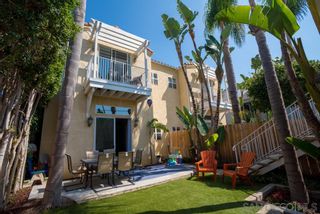 Photo 1: PACIFIC BEACH Twin-home for sale : 3 bedrooms : 1461 Chalcedony St in San Diego