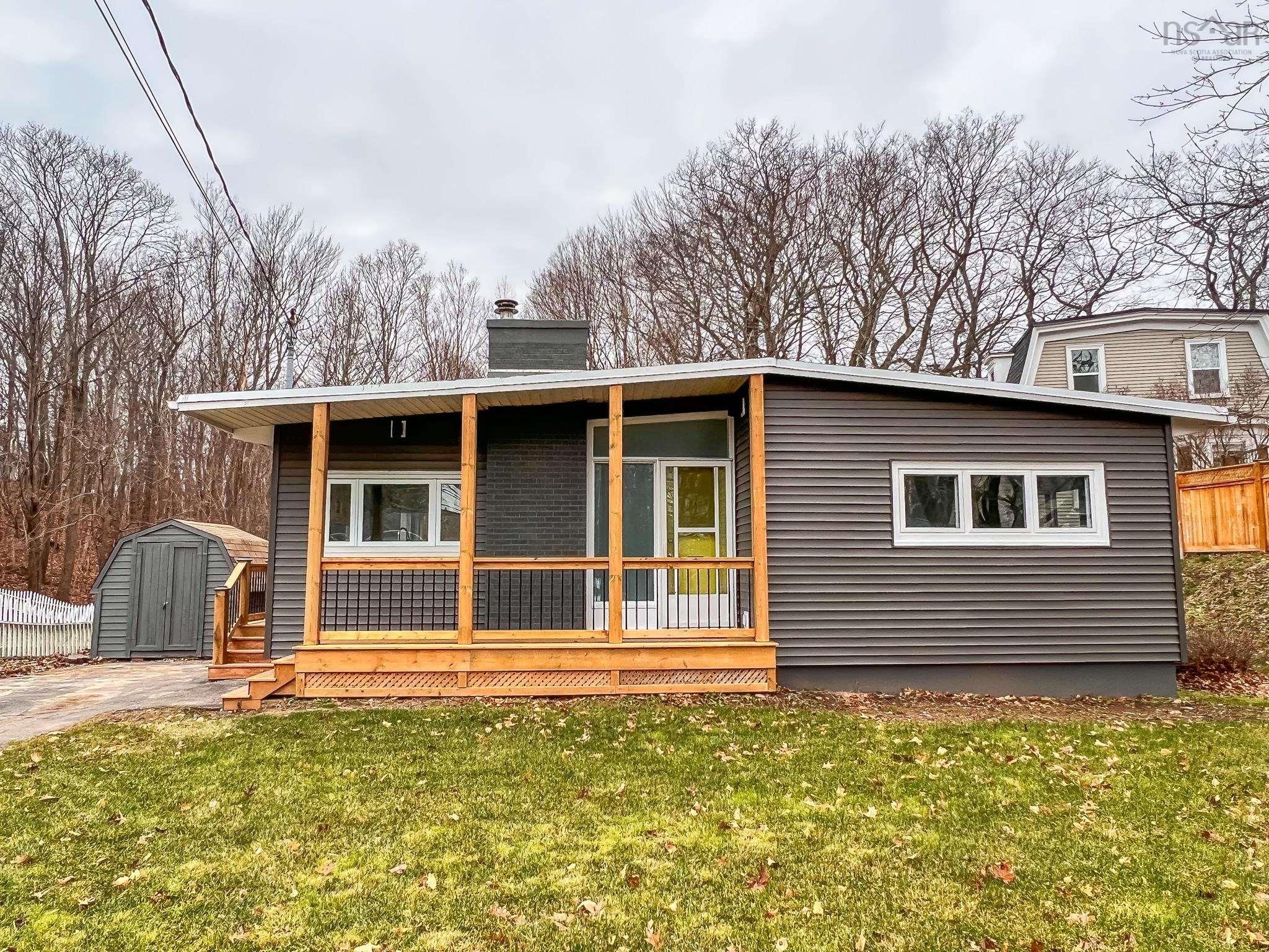 Main Photo: 7 Southview Avenue in Kentville: Kings County Residential for sale (Annapolis Valley)  : MLS®# 202300129