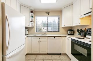Photo 3: 105 511 GATENSBURY Street in Coquitlam: Central Coquitlam Townhouse for sale in "Pebble Creek" : MLS®# R2750334