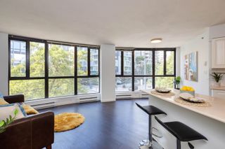 Photo 1: 305 488 HELMCKEN Street in Vancouver: Yaletown Condo for sale in "Robinson Towers" (Vancouver West)  : MLS®# R2714860