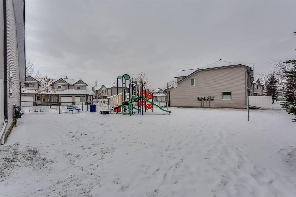 Photo 40: Photos: 137 MILLVIEW Square SW in Calgary: Millrise House for sale : MLS®# C4145951