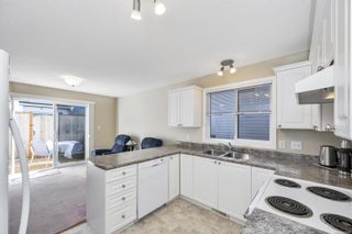 Photo 10: 86 Wolf Lane in View Royal: VR Glentana Manufactured Home for sale : MLS®# 905848