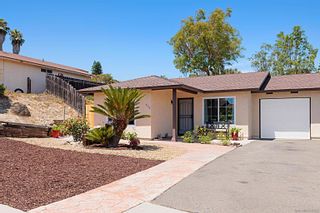 Photo 1: Twin-home for sale : 2 bedrooms : 4752 Rising Glen Drive in Oceanside