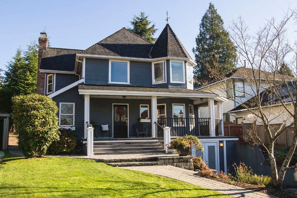 Photo 1: Photos: 1260 Clegg Place in North Vancouver: Indian River House for sale : MLS®# R2016613