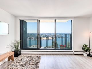 Photo 5: 1707 1330 HARWOOD Street in Vancouver: West End VW Condo for sale in "WESTSEA TOWERS" (Vancouver West)  : MLS®# R2720728