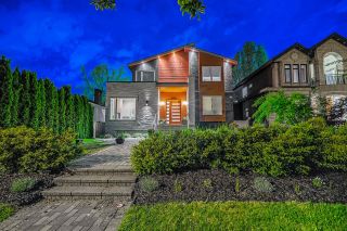 Photo 2: 6537 WALES Street in Vancouver: Killarney VE House for sale (Vancouver East)  : MLS®# R2691953