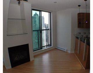 Photo 5: 2308 501 PACIFIC Street in Vancouver: Downtown VW Condo for sale (Vancouver West)  : MLS®# V810205