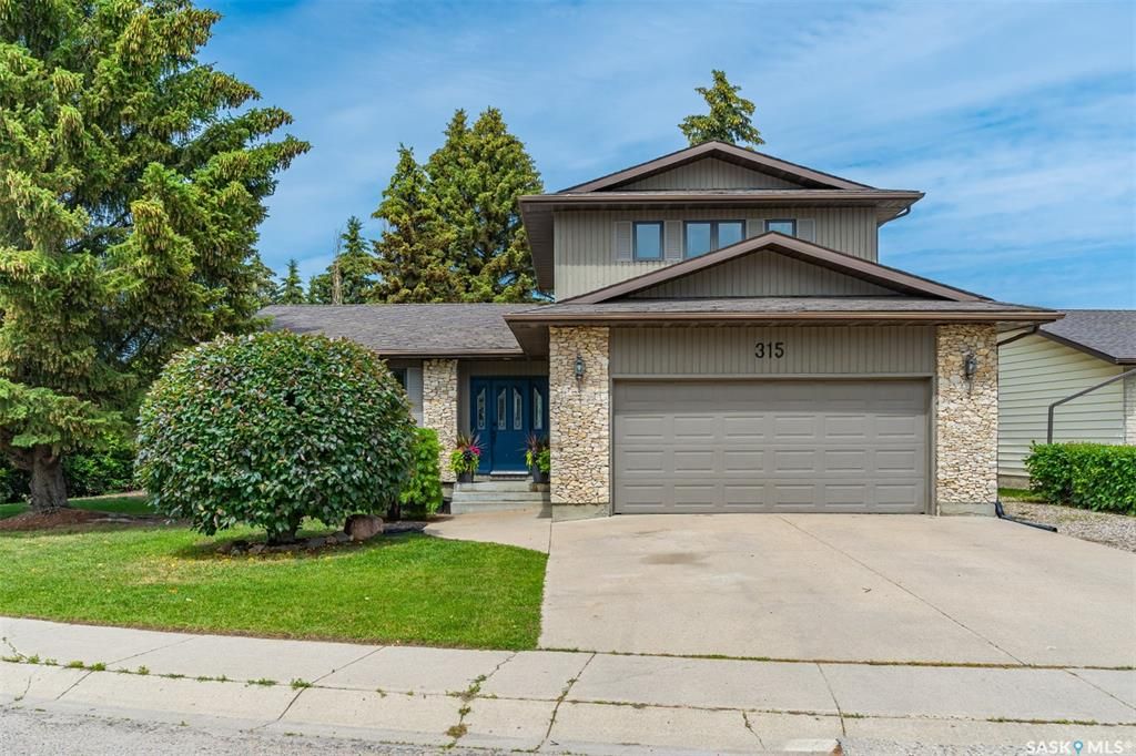 Main Photo: 315 Marcotte Crescent in Saskatoon: Silverwood Heights Residential for sale : MLS®# SK901984