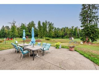 Photo 10: 28344 HARRIS Road in Abbotsford: Bradner House for sale : MLS®# R2715343