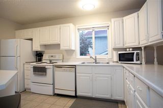 Photo 14: 150 Southwalk Bay in Winnipeg: River Park South Residential for sale (2F)  : MLS®# 202120702