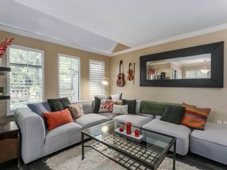Photo 2: 42 98 BEGIN STREET in Coquitlam: Home for sale : MLS®# R2077166