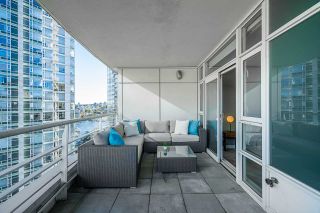 Photo 15: 1702 189 DAVIE STREET in Vancouver: Yaletown Condo for sale (Vancouver West)  : MLS®# R2504054