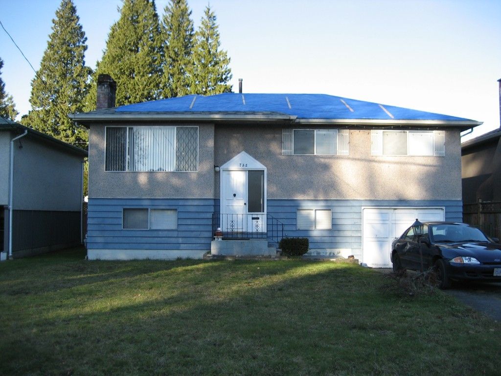 Main Photo: 732 E 15TH Street in North Vancouver: Boulevard House for sale : MLS®# V985431