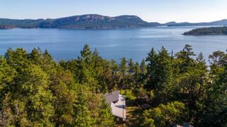 Photo 6: 1456 NOSE POINT Road: Salt Spring Island House for sale in "MARACAIBO ESTATES" (Islands-Van. & Gulf)  : MLS®# R2870200