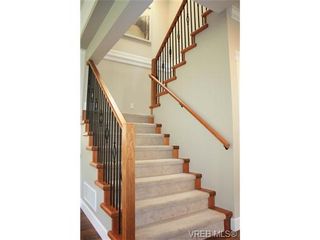 Photo 9: 2320 Nicklaus Dr in VICTORIA: La Bear Mountain House for sale (Langford)  : MLS®# 724726