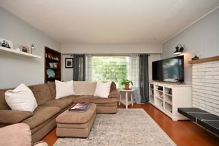 Photo 3: 3266 ULSTER Street in Port Coquitlam: Lincoln Park PQ House for sale : MLS®# R2447315