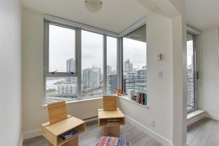 Photo 5: 2206 33 SMITHE Street in Vancouver: Yaletown Condo for sale in "Cooper's Lookout" (Vancouver West)  : MLS®# R2866058
