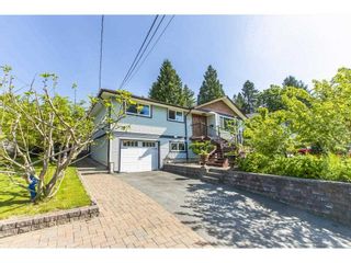 Photo 1: 1579 HAMMOND Avenue in Coquitlam: Central Coquitlam House for sale : MLS®# R2581772
