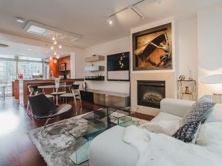 Photo 1: 314 1255 SEYMOUR Street in Vancouver: Downtown VW Condo for sale (Vancouver West)  : MLS®# R2236517