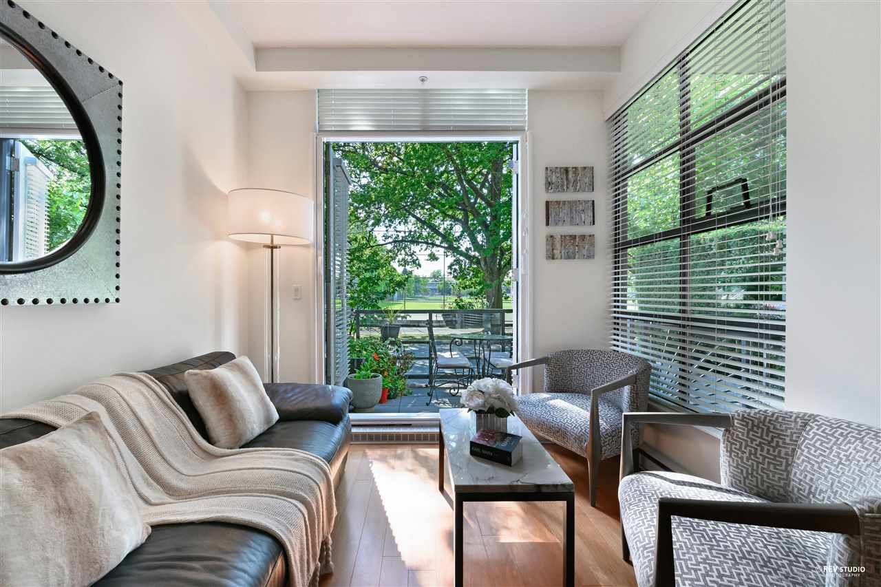 Main Photo: 2782 VINE STREET in Vancouver: Kitsilano Townhouse for sale (Vancouver West)  : MLS®# R2480099