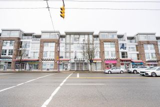 Photo 3: 327 5555 VICTORIA Drive in Vancouver: Victoria VE Condo for sale in "Chez Victoria" (Vancouver East)  : MLS®# R2758009