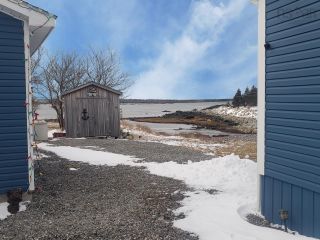 Photo 6: 2722 Sandy Point Road in Lower Sandy Point: 407-Shelburne County Residential for sale (South Shore)  : MLS®# 202402506
