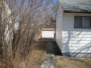 Photo 14: 693 Martin Avenue in WINNIPEG: East Kildonan Residential for sale (North East Winnipeg)  : MLS®# 1507835