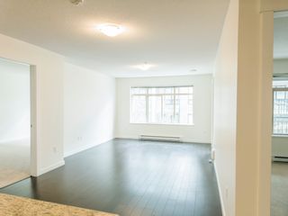 Photo 3: 211 9299 TOMICKI Avenue in Richmond: West Cambie Condo for sale in "MERIDIAN GATE" : MLS®# R2865109