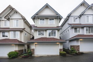 Photo 1: 11 20582 67 Avenue in Langley: Willoughby Heights Townhouse for sale in "Bakerview Estates" : MLS®# R2869533
