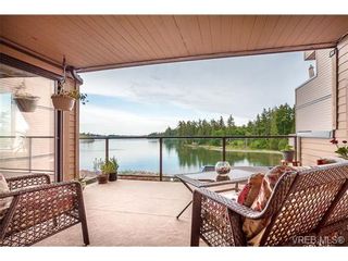 Photo 4: 207 485 Island Hwy in VICTORIA: VR Six Mile Condo for sale (View Royal)  : MLS®# 702261
