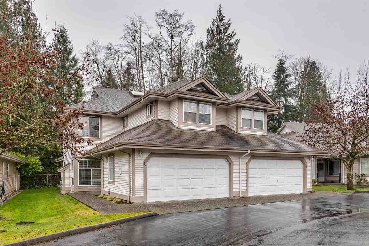 Main Photo: 67 9025 216 Street in Langley: Walnut Grove Townhouse for sale in "CONVENTRY WOODS" : MLS®# R2356980