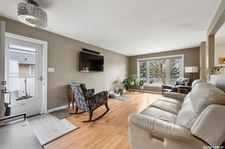 Photo 3: 463 Sangster Boulevard in Regina: Argyle Park Residential for sale : MLS®# SK967969