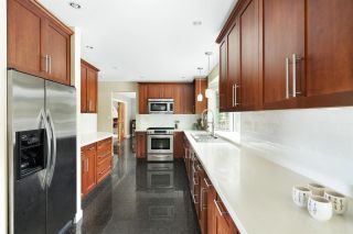 Photo 17: 651 BEACHVIEW Drive in North Vancouver: Dollarton House for sale : MLS®# R2747995