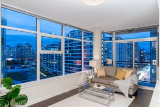 Photo 5: 910 38 W 1ST Avenue in Vancouver: False Creek Condo for sale in "The One" (Vancouver West)  : MLS®# R2631231